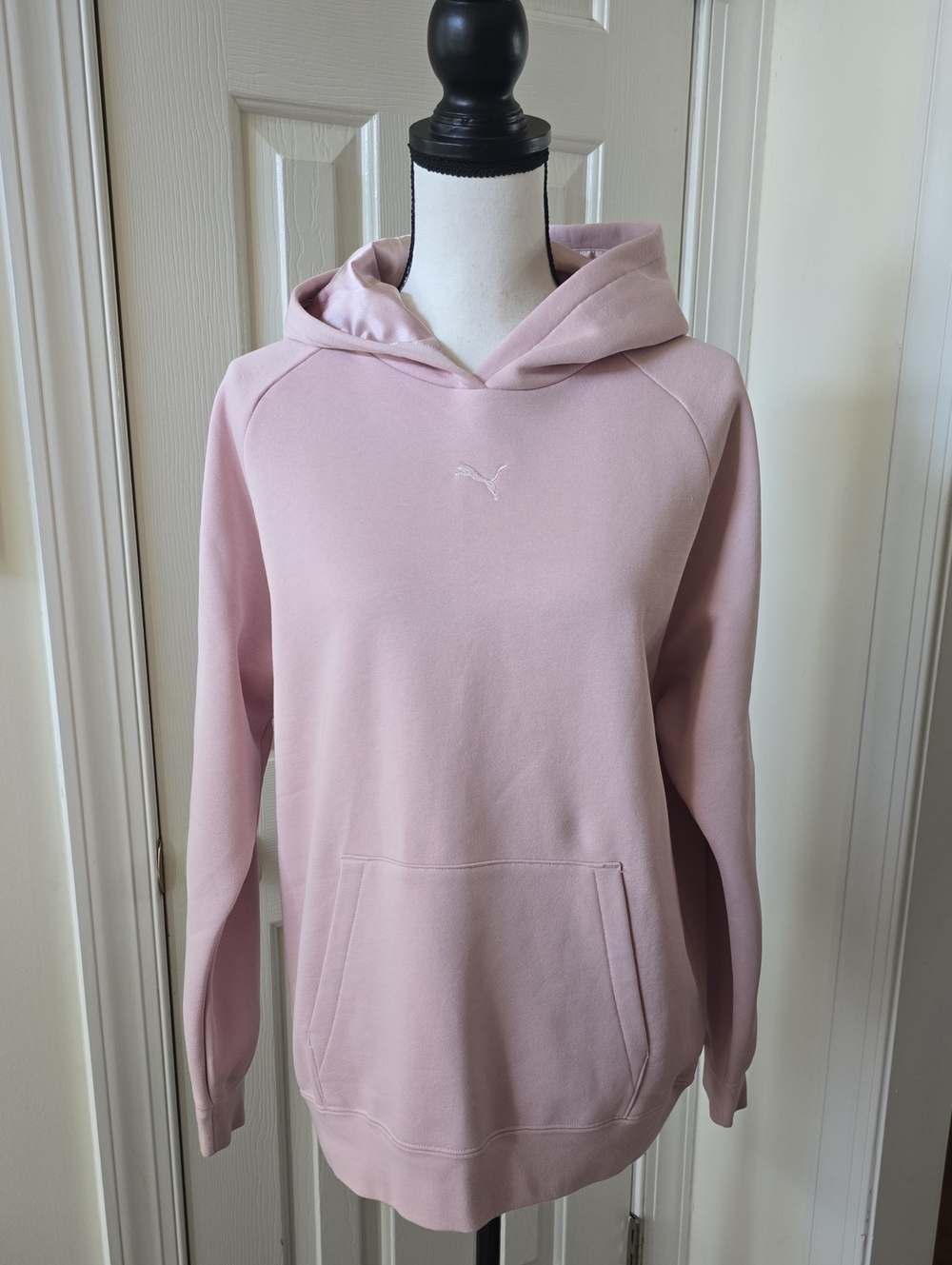 PUMA SIGNATURE BRAND WOMEN'S SOFT PINK PULLOVER HOODIE SIZE SMALL